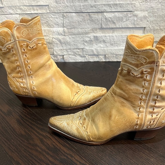 CHARLIE HORSE WOMENS ANKLE COWBOY BOOTS - Picture 5 of 14